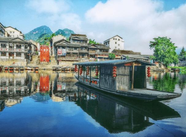 逃离蜥蜴森林